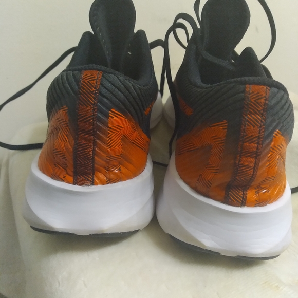 Mens ASICS VERSABLAST Black & Orange Athletic Sneakers Running Shoes Size 12 main image 7